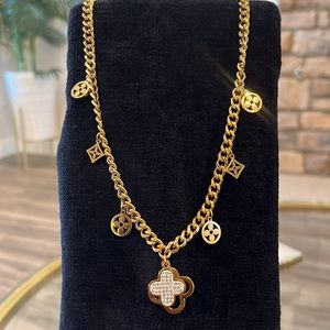 18K Golden stainless steel clover necklace